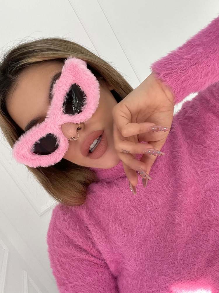 Annakey PINK FURRY SUNNIES