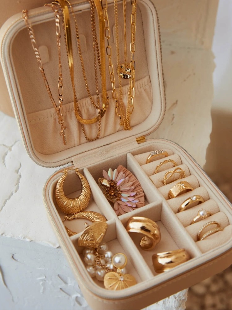 MINI JEWELLERY CASE