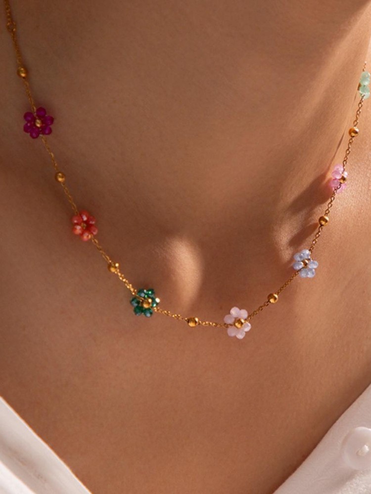 NECKLACE WITH FLOWERS -...