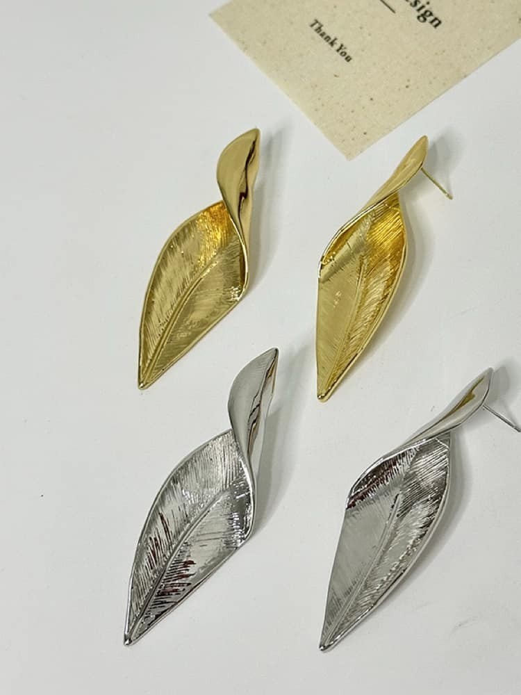 LEAF EARRINGS - EARTH