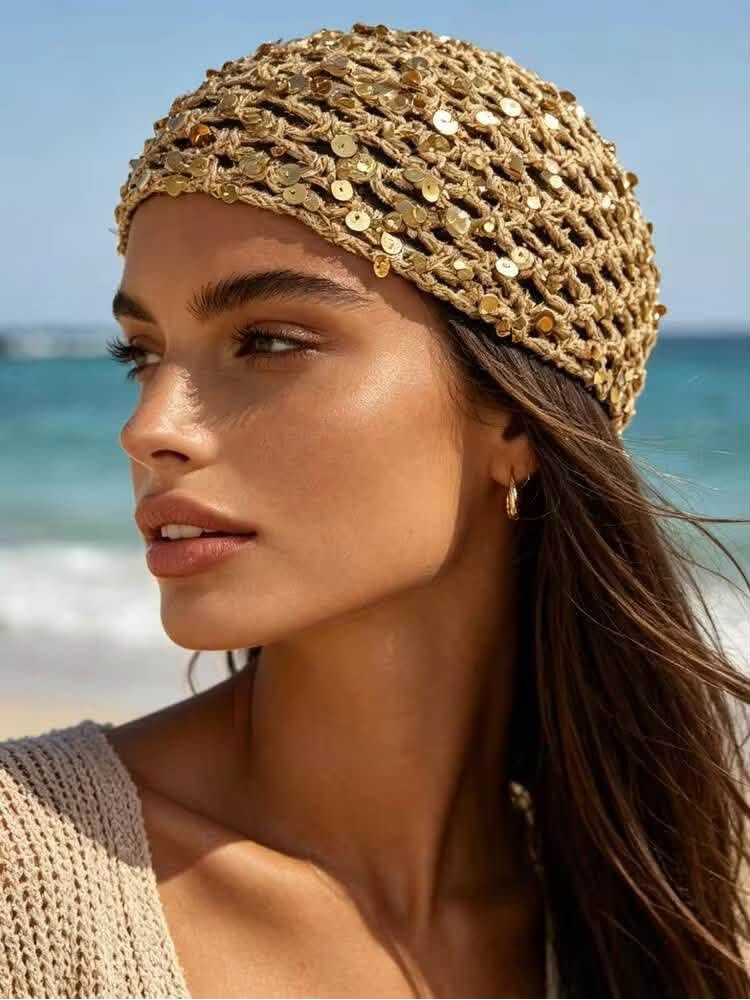 KNITTED BEANIE - ORO